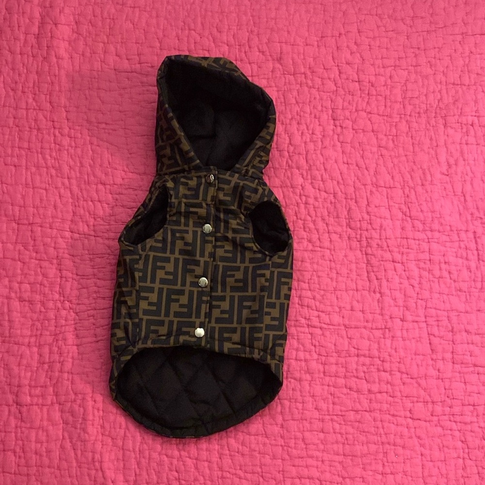 FF dog puffer vest, M-L